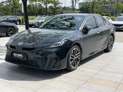 Toyota Camry 2025