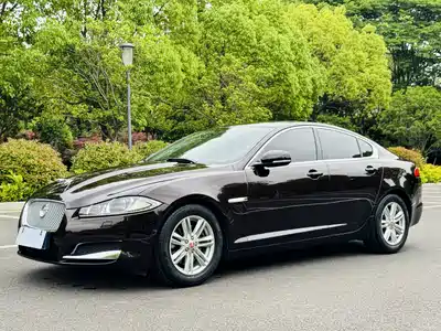 Jaguar XF 2013