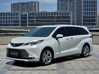 Toyota Sienna 2024