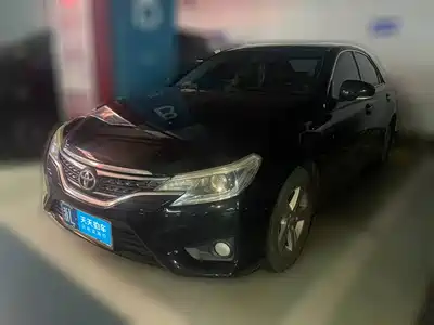 Toyota Reiz 2015