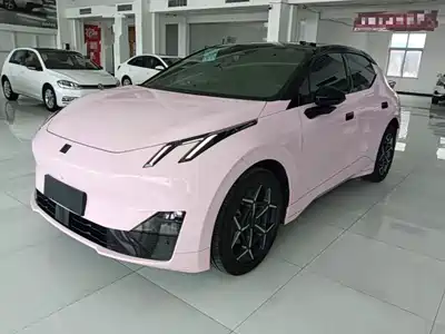 Lynk & Co Z20 2025