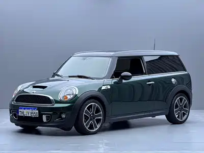 MINI CLUBMAN 2014
