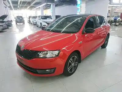 Škoda Rapid Spaceback 2016