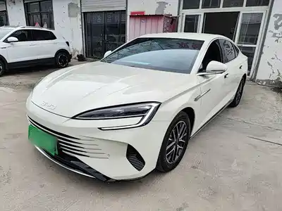 BYD Seal 07 DM-i 2024