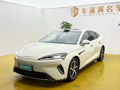 BYD Seal 07 DM-i 2025