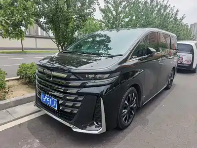 Toyota Vellfire 2024