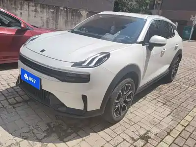 Lynk & Co 06 2023