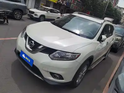 Nissan X-Trail 2015