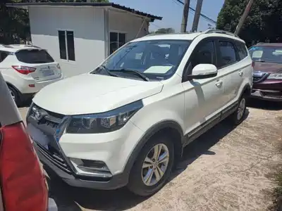 BAIC Huansu S3 2017