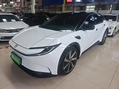 Toyota bZ5 2025