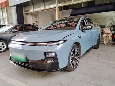 Leapmotor B01 2025