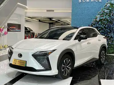 Lexus RZ 2023