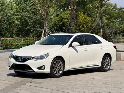 Toyota Reiz 2013