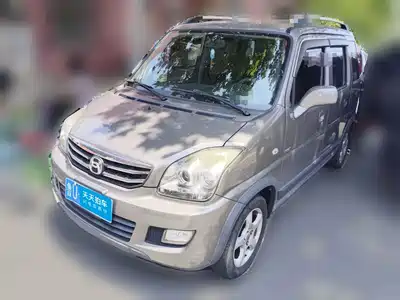 Suzuki Beidouxing X5 2018