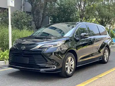 Toyota Sienna 2024
