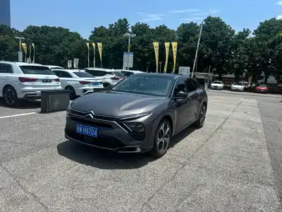 Citroën Versailles C5 X 2023