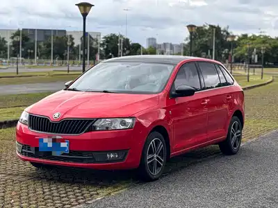 Škoda Rapid Spaceback 2016