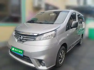 Nissan NV200 2016