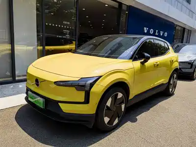 Volvo EX30 2024