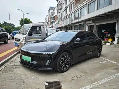 ZEEKR 007 2024