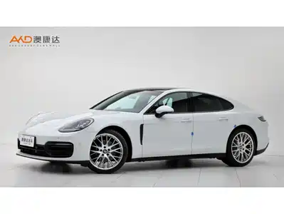 Porsche Panamera 2023