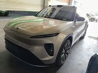 NIO ES8 2023