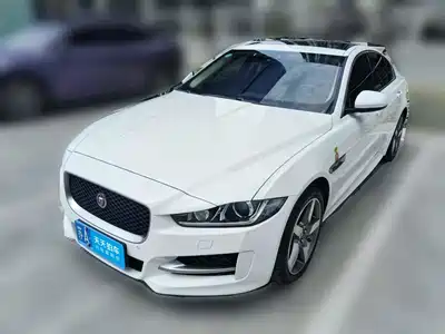 Jaguar XE 2019