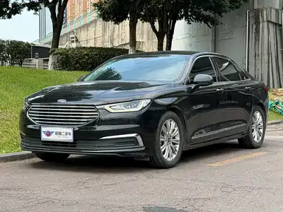 Ford Taurus 2020