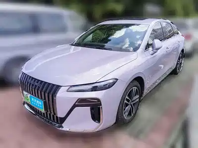 Roewe M7 DMH 2025