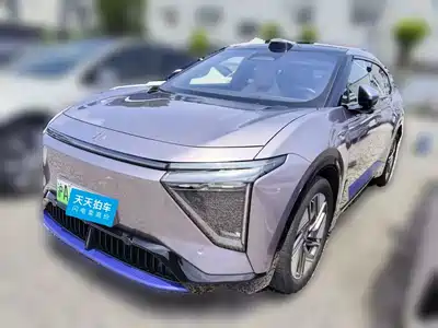 HiPhi Y 2023