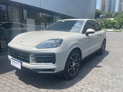 Porsche Cayenne 2025