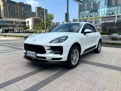 Porsche Macan 2021