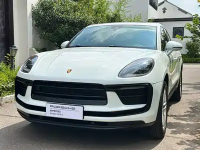 Porsche Macan 2023