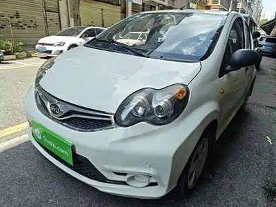 BYD F0 2016