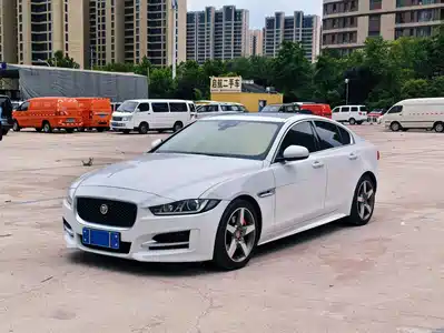 Jaguar XE 2016
