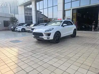 Porsche Macan 2016
