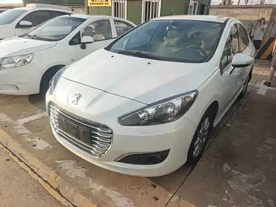 Peugeot 308 2015