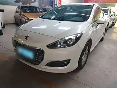 Peugeot 308 2015