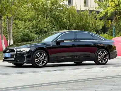 Audi A6L 2022
