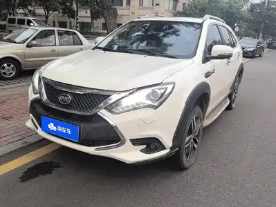 BYD Tang New Energy 2016