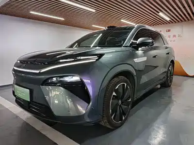 BYD Tang L 2025