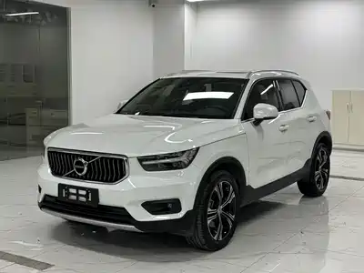 Volvo XC40 2021