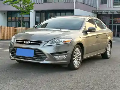 Ford Mondeo Zhisheng 2012