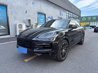 Porsche Cayenne 2025