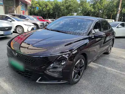 Wuling Motors Starlight 2024
