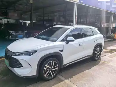 BYD Song L DM-i 2025