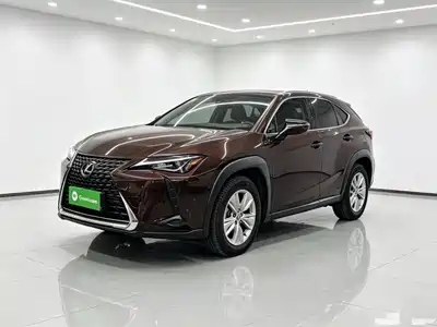 Lexus UX 2021