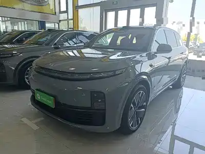 Li Auto L7 2025