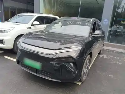 BYD Tang L 2026