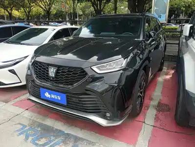 Toyota Crown Kluger 2021